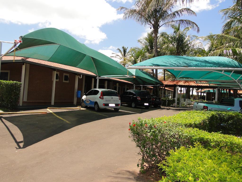 Hotel Pousada Vale do Sol em Pompéia Esterno foto