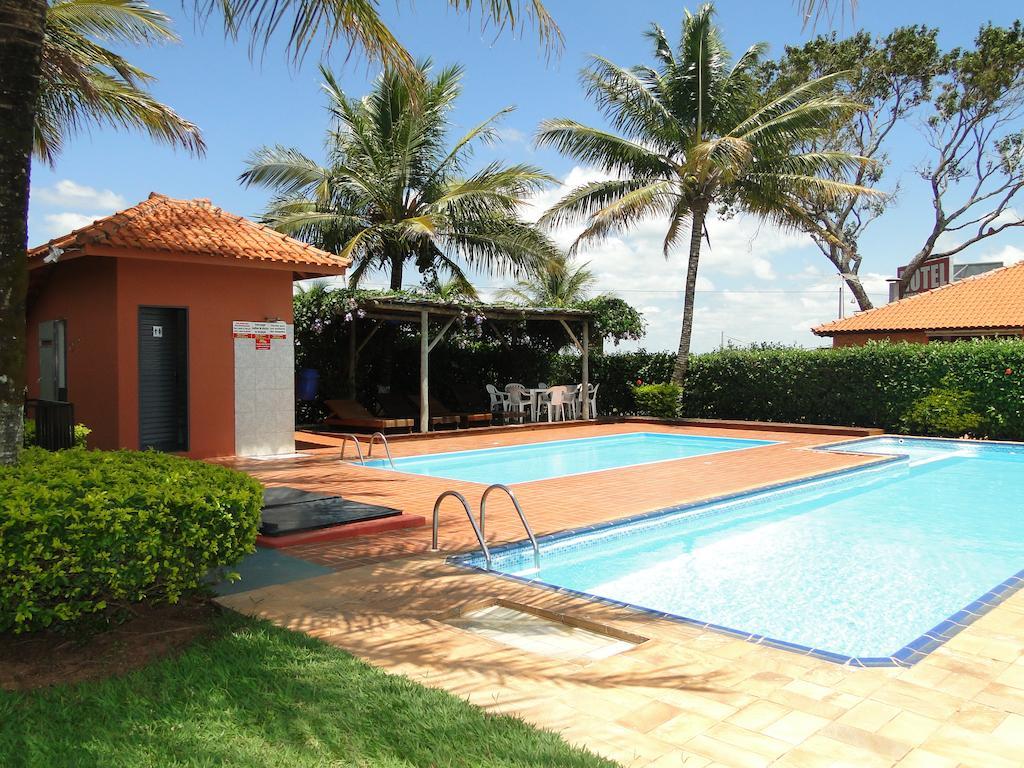 Hotel Pousada Vale do Sol em Pompéia Esterno foto