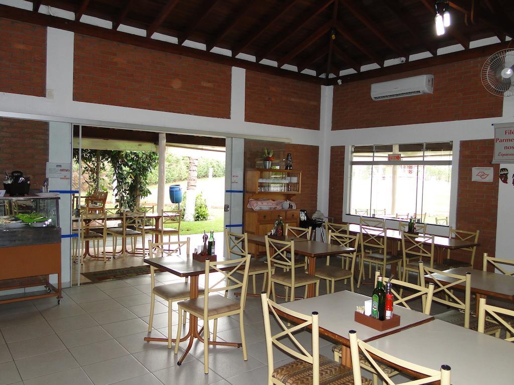 Hotel Pousada Vale do Sol em Pompéia Esterno foto